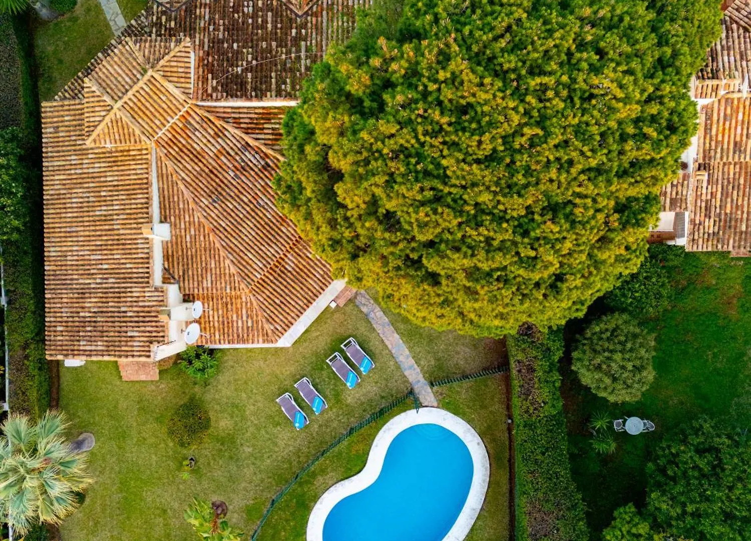 Holiday home Las Chapas Playa Typical Beach House. Marbella