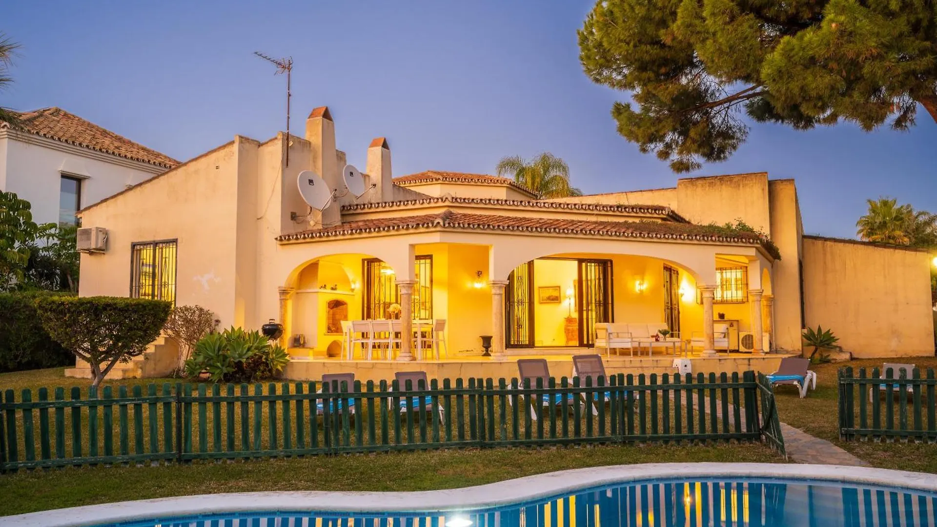 Las Chapas Playa Typical Beach House. Marbella Holiday home