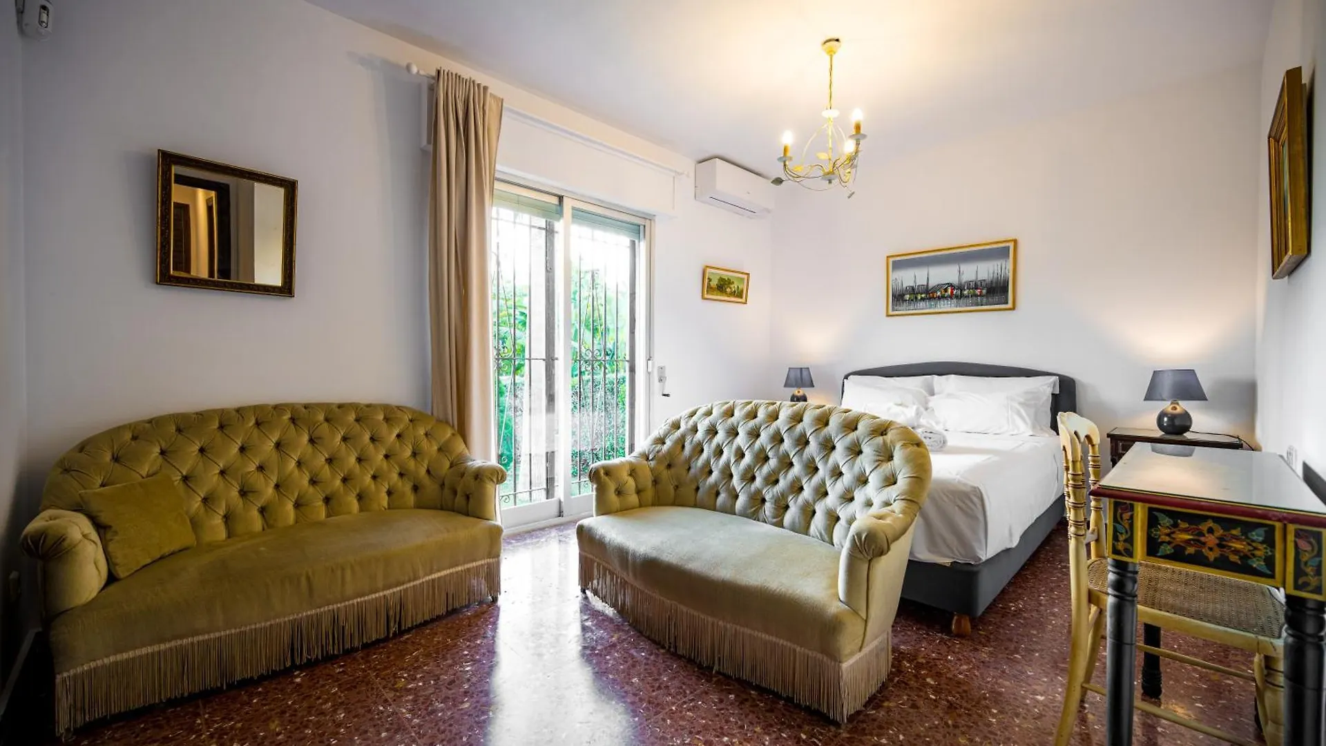 Holiday home Las Chapas Playa Typical Beach House. Marbella